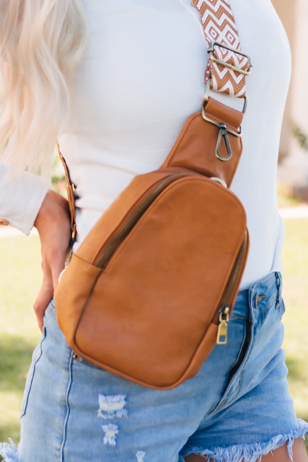 cyndi crossbody bag - black, grey, brown