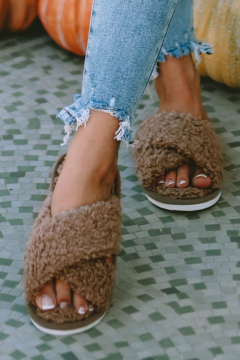 shannon teddy fur slippers - going fast